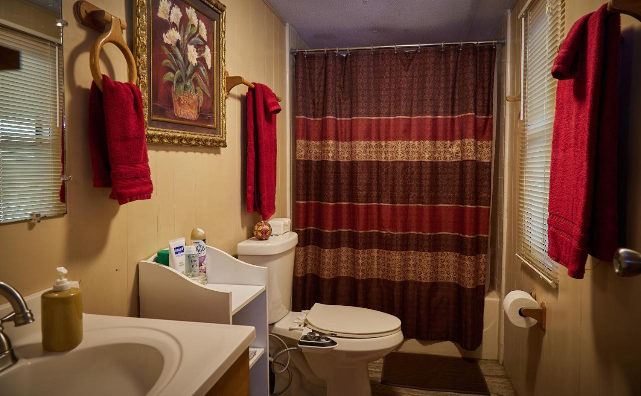 Room In Bb - Pleasant Days Bb Tropical Master Suite Homosassa Eksteriør bilde