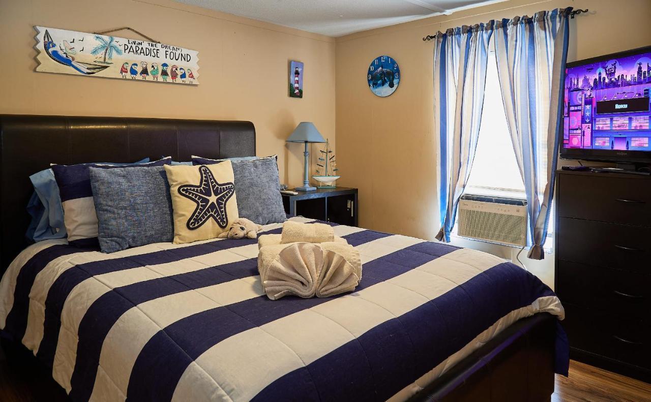 Room In Bb - Pleasant Days Bb Tropical Master Suite Homosassa Eksteriør bilde
